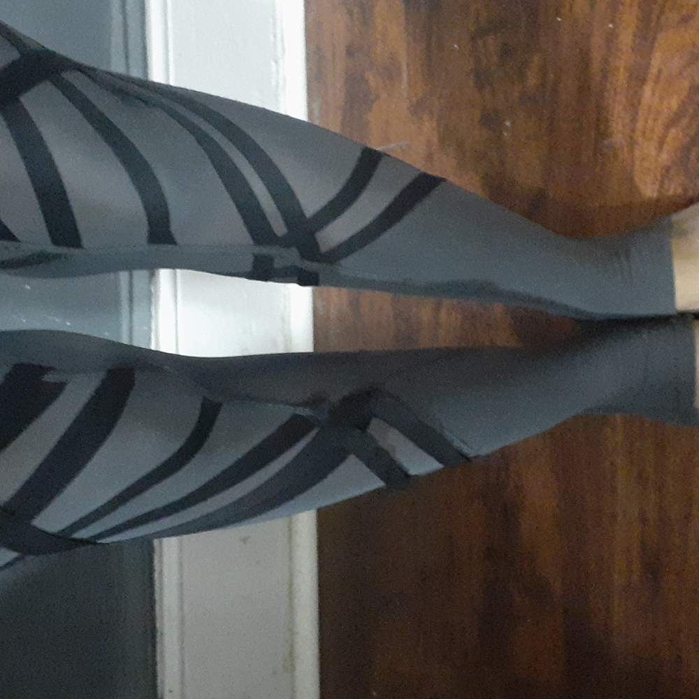 Alo yoga mesh wrapped stirrup high waist grey leggins size extra small - Picture 8 of 14